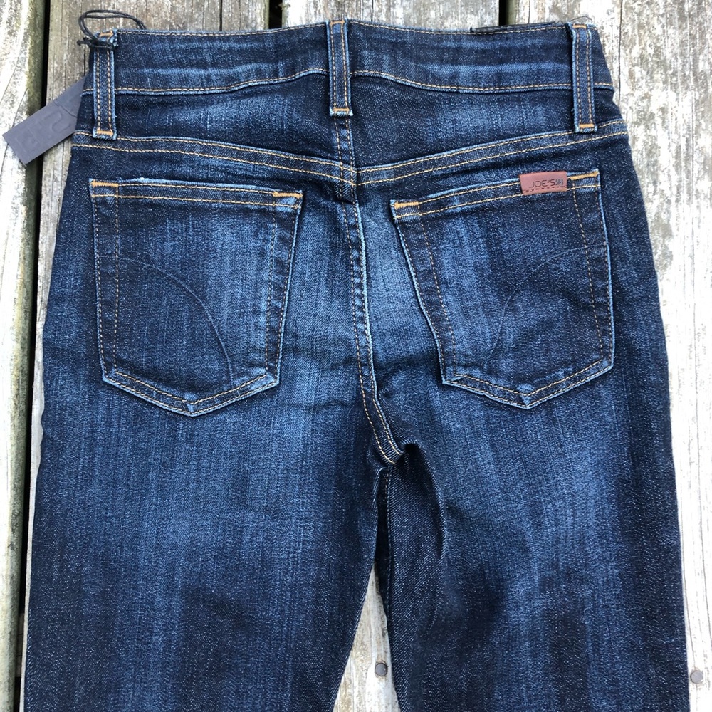 SZ 24 ONLY! Joe's Jeans Curvy Dark Wash Boot Cut Denim! NEW! - Picture 4 of 7